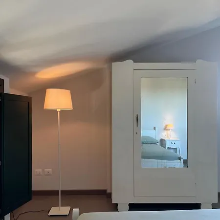 Les~ones Cupello * 산살보